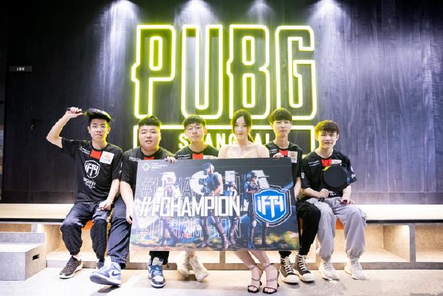 莱昂纳德 莱昂纳德